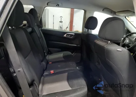 2017 Nissan Pathfinder S z USA, uszkodzony, nr VIN 5N1DR2MM2HC693563